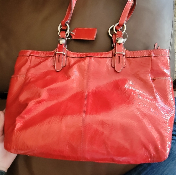 Red Coach Shoulder Bag - Picture 2 of 6